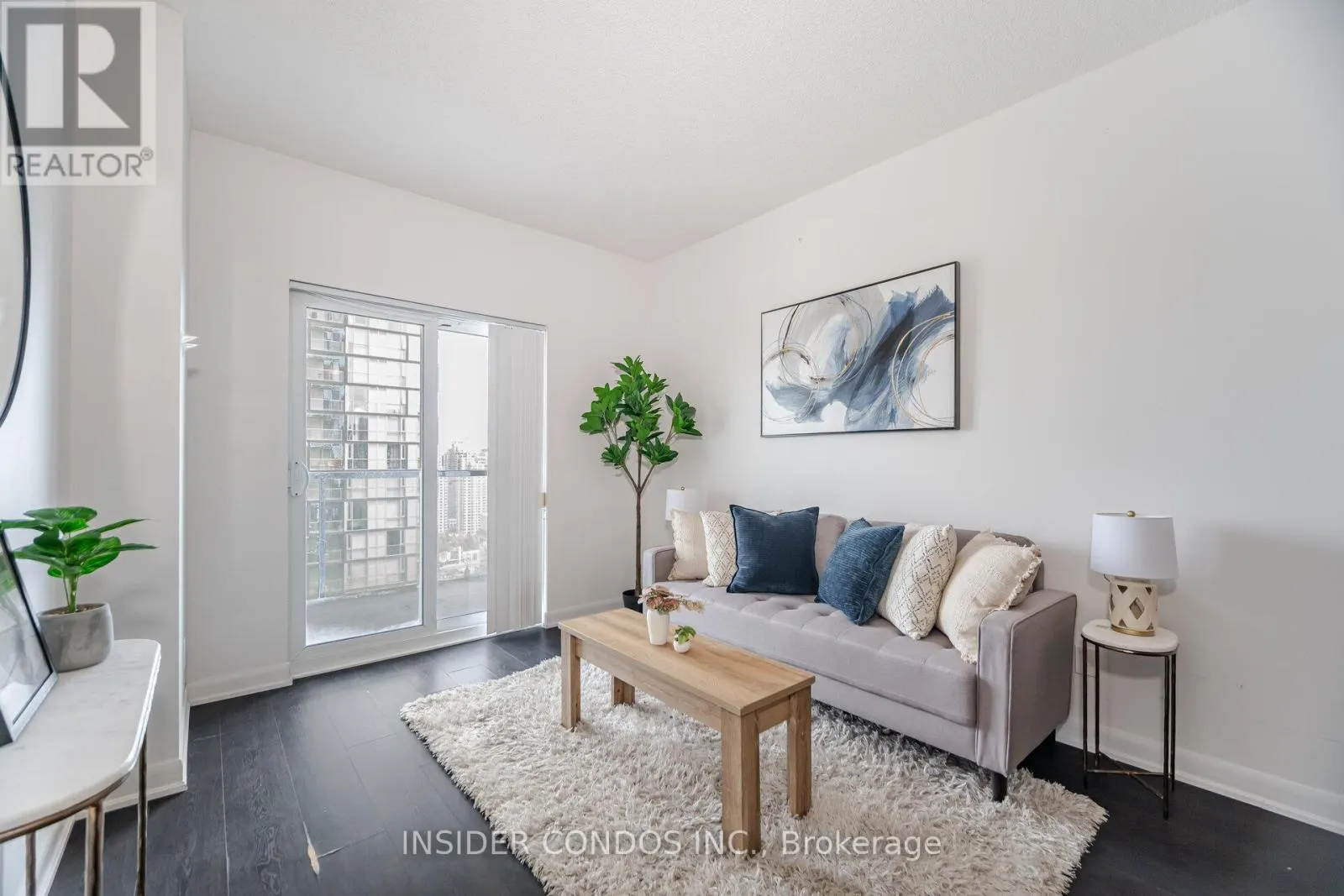 3207 - 5168 YONGE STREET