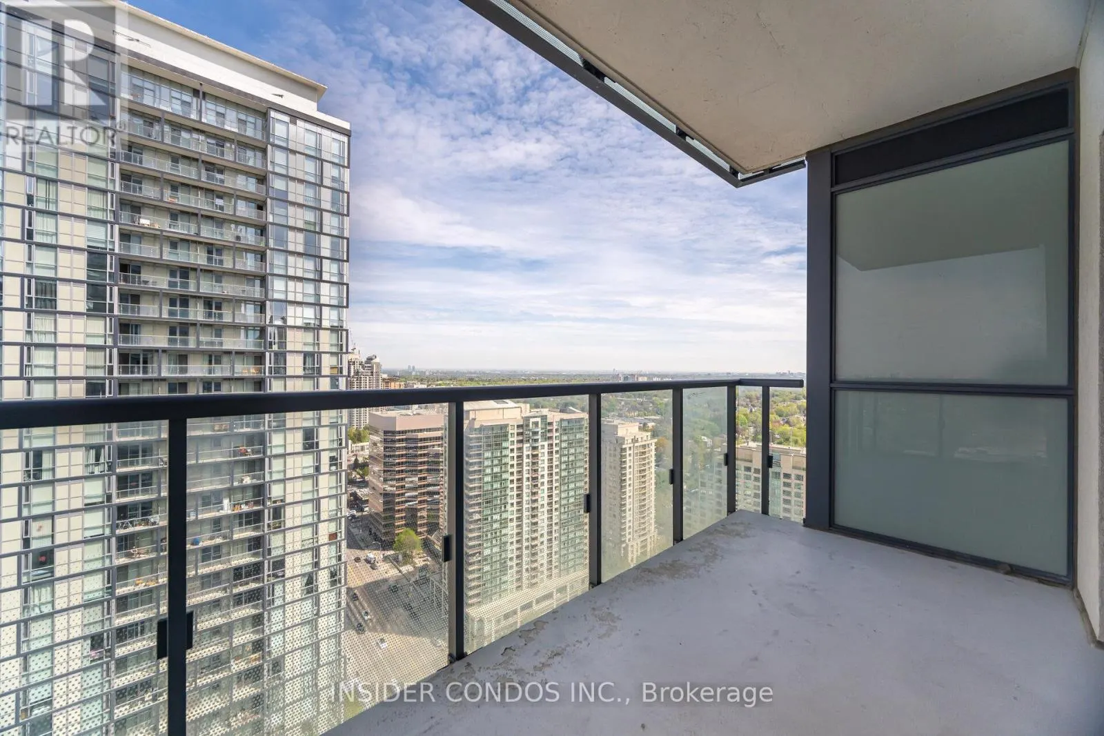 3207 - 5168 YONGE STREET