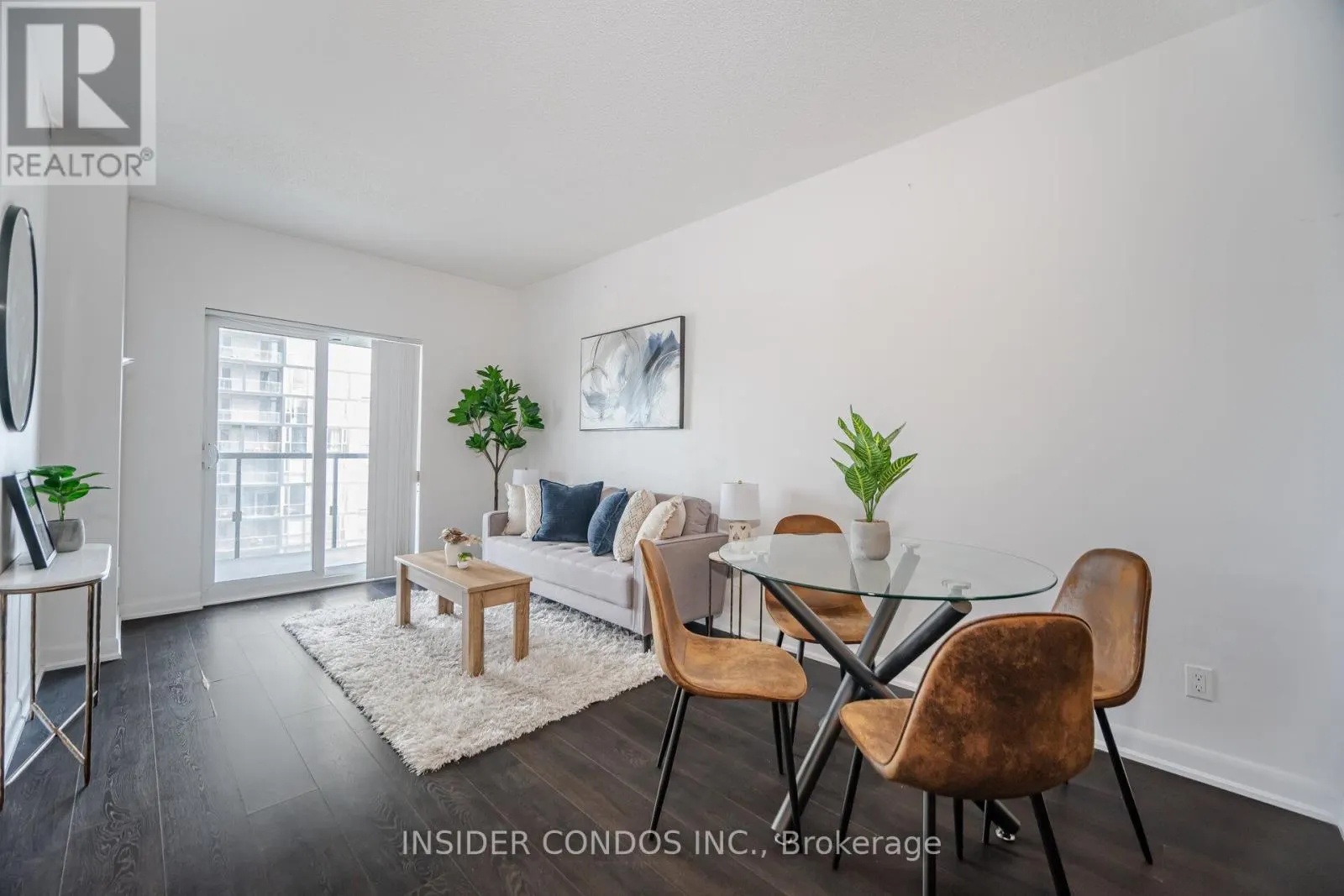 3207 - 5168 YONGE STREET