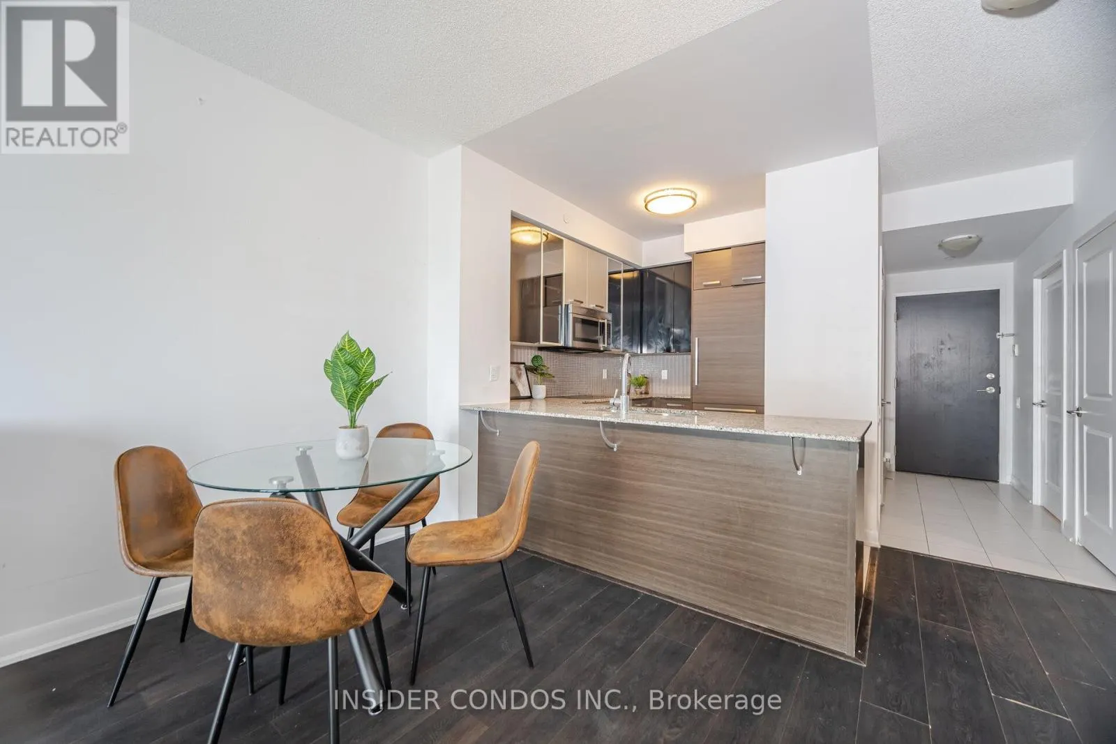 3207 - 5168 YONGE STREET