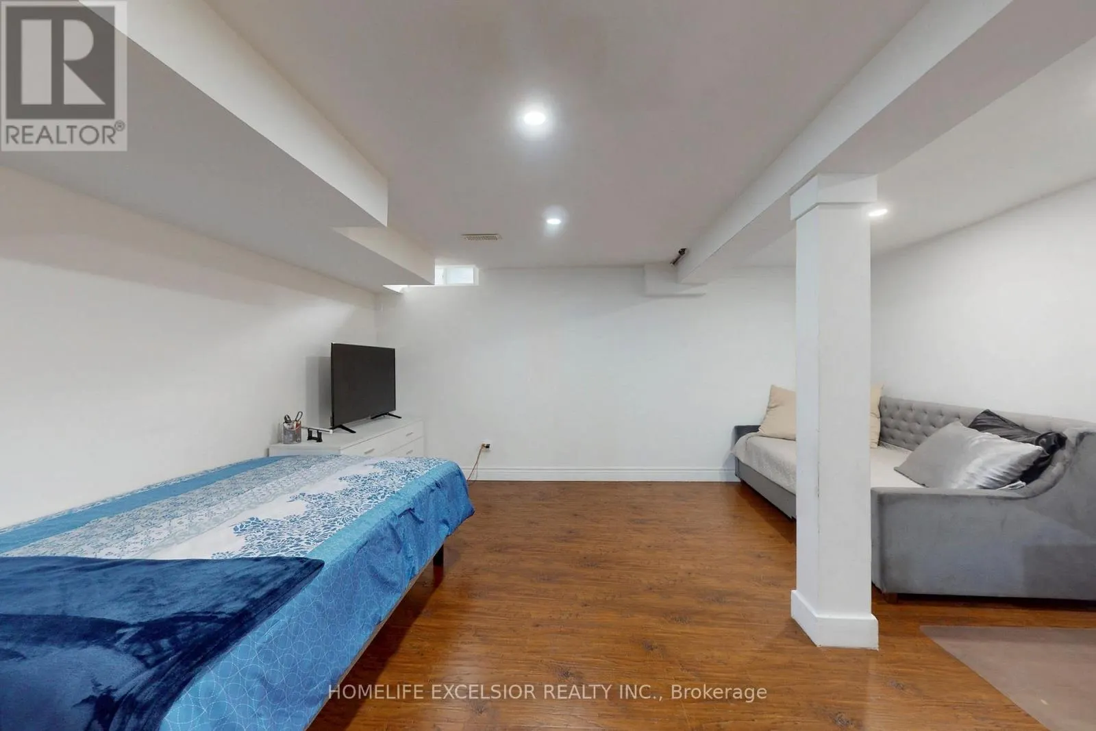 113 ROCK FERN WAY