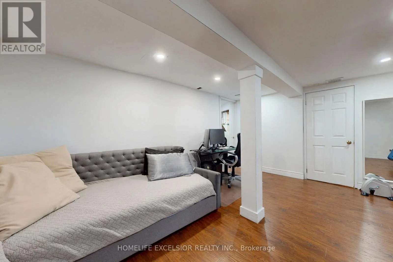 113 ROCK FERN WAY