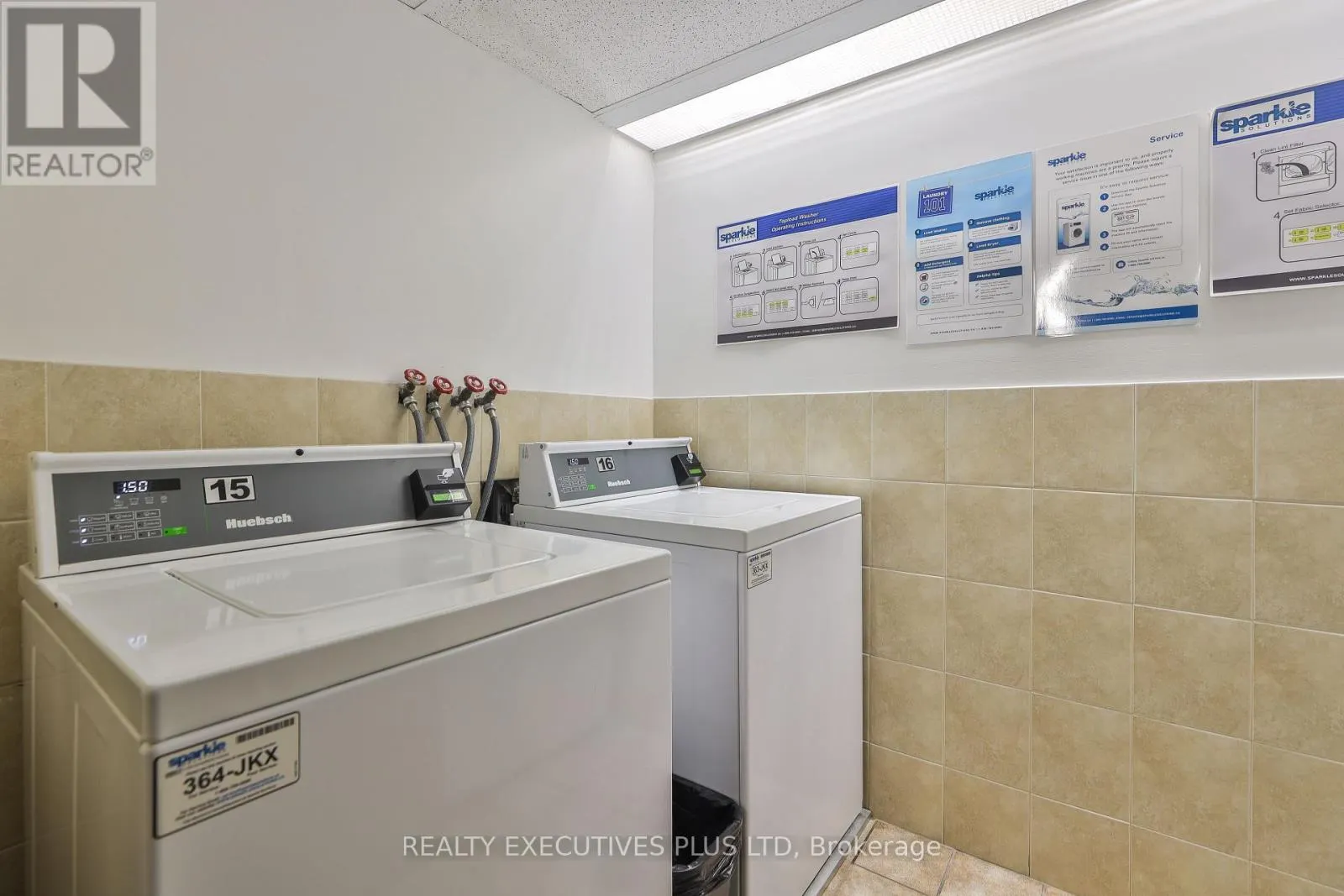 811 - 701 KING STREET W