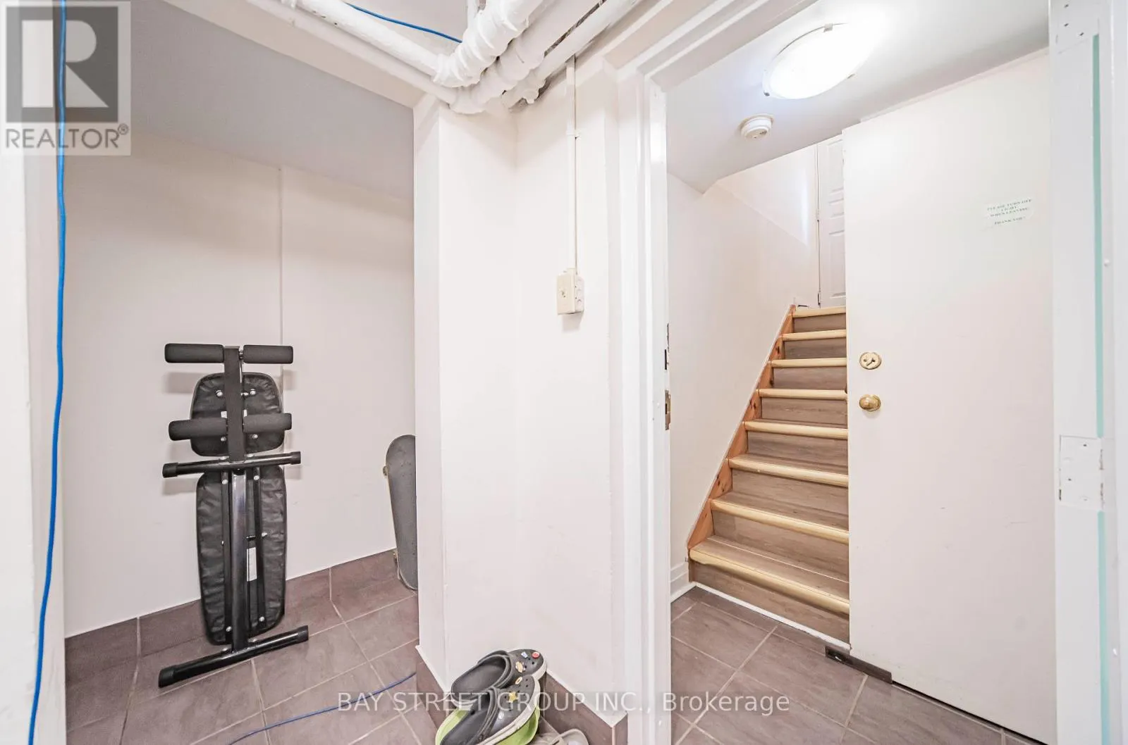 65 SPADINA ROAD