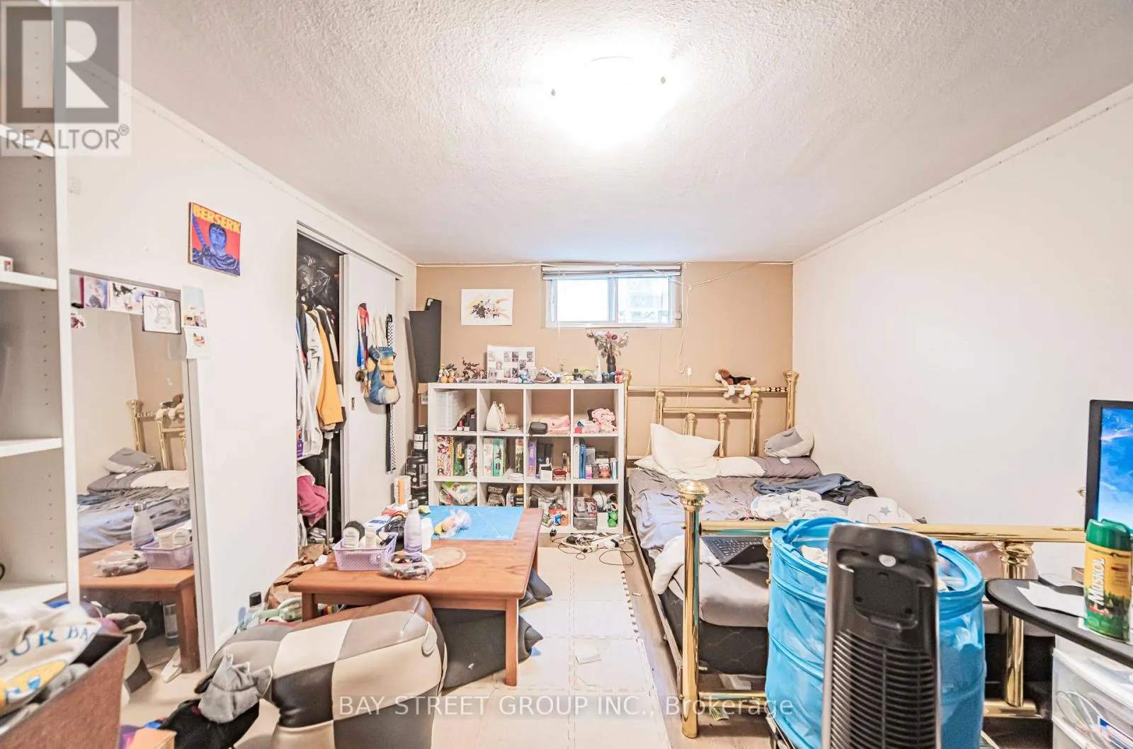65 SPADINA ROAD