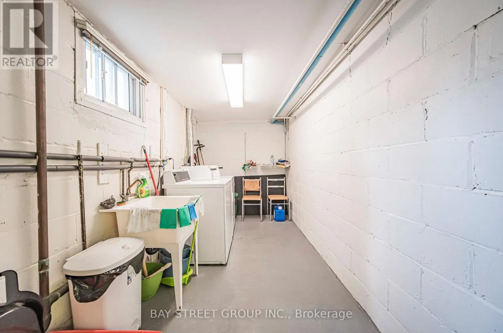 65 SPADINA ROAD
