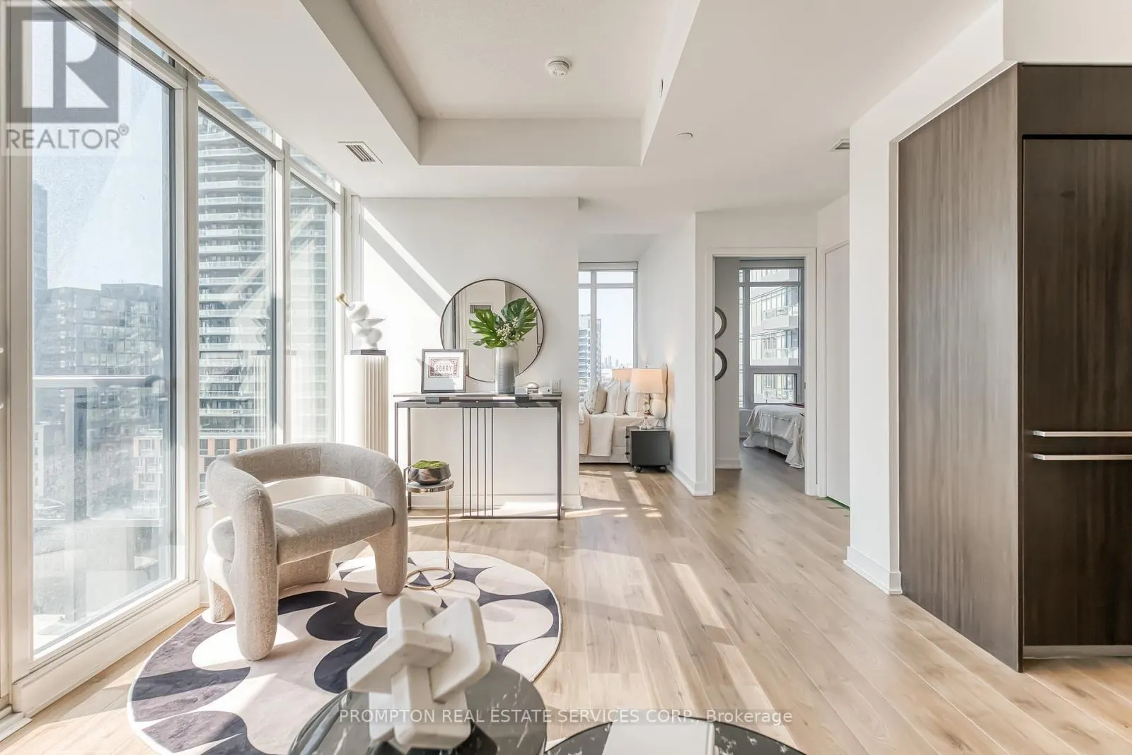 1002 - 70 QUEENS WHARF ROAD