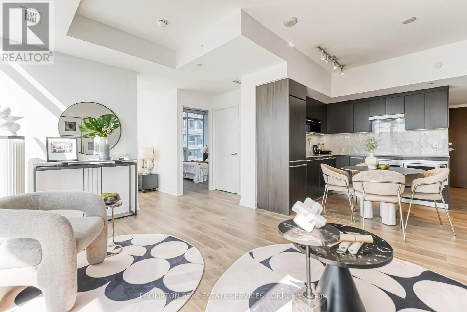 1002 - 70 QUEENS WHARF ROAD