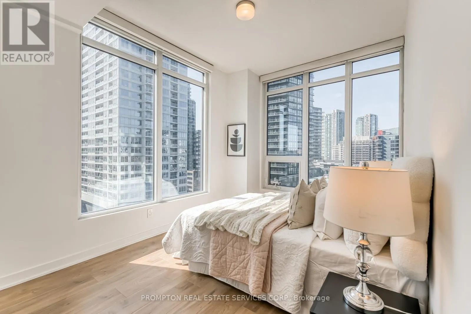 1002 - 70 QUEENS WHARF ROAD