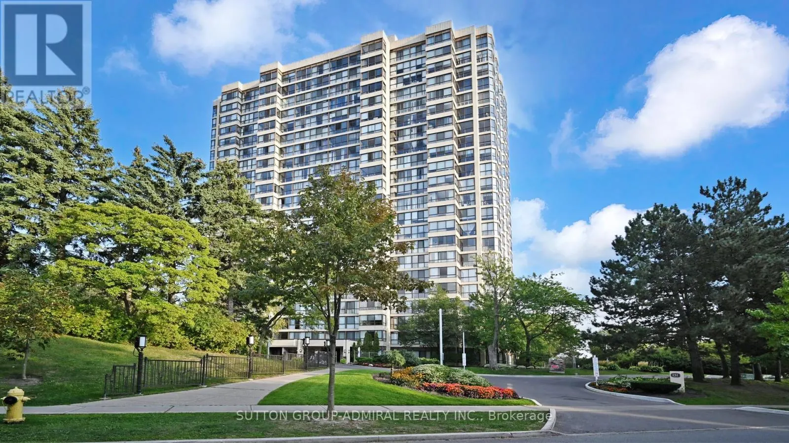 1501 - 131 TORRESDALE AVENUE