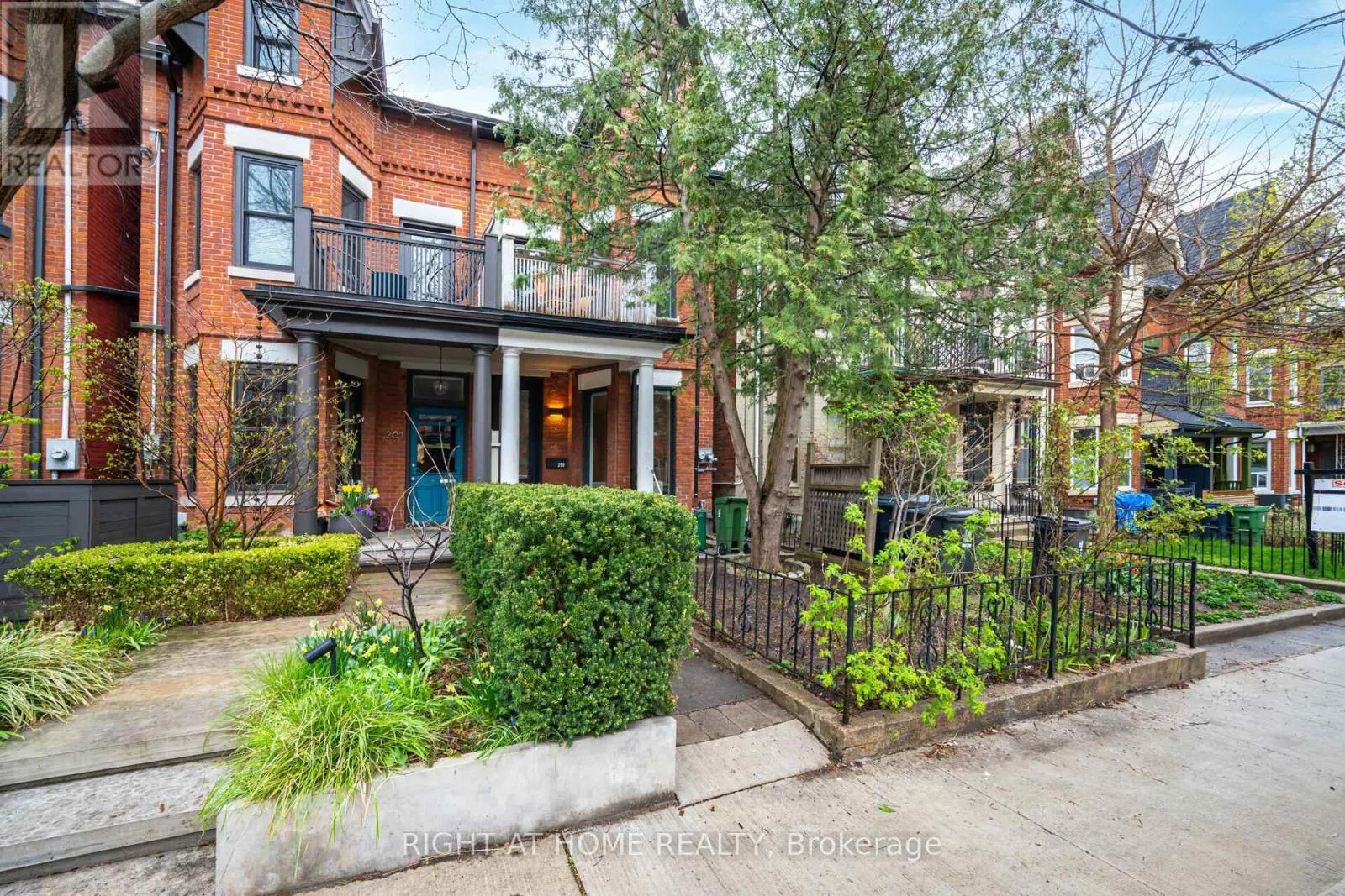 259 LISGAR STREET