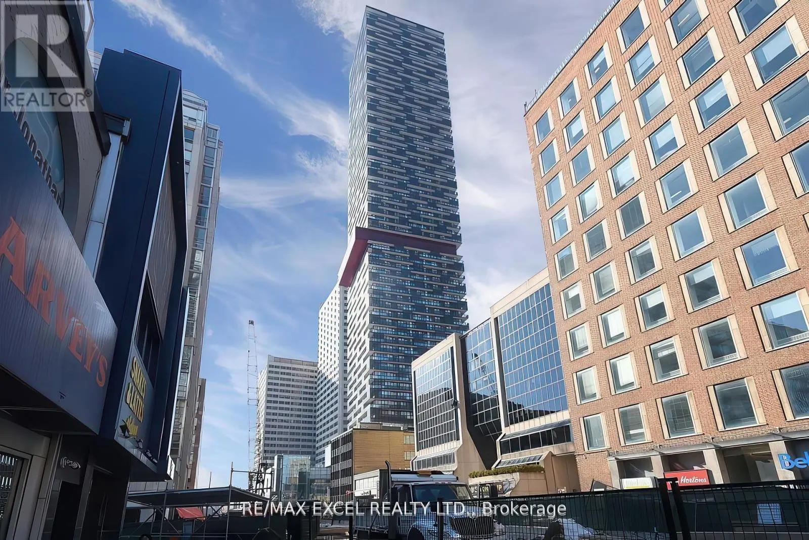 3209 - 8 EGLINTON AVENUE E