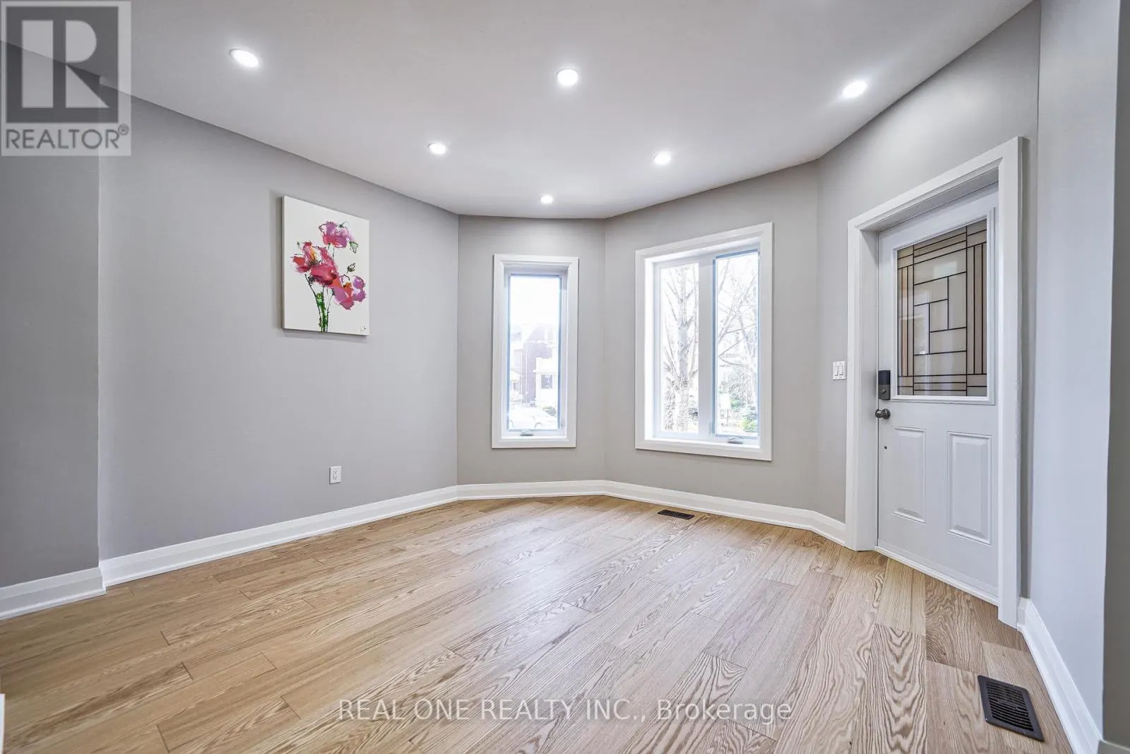 157 GLENHOLME AVENUE