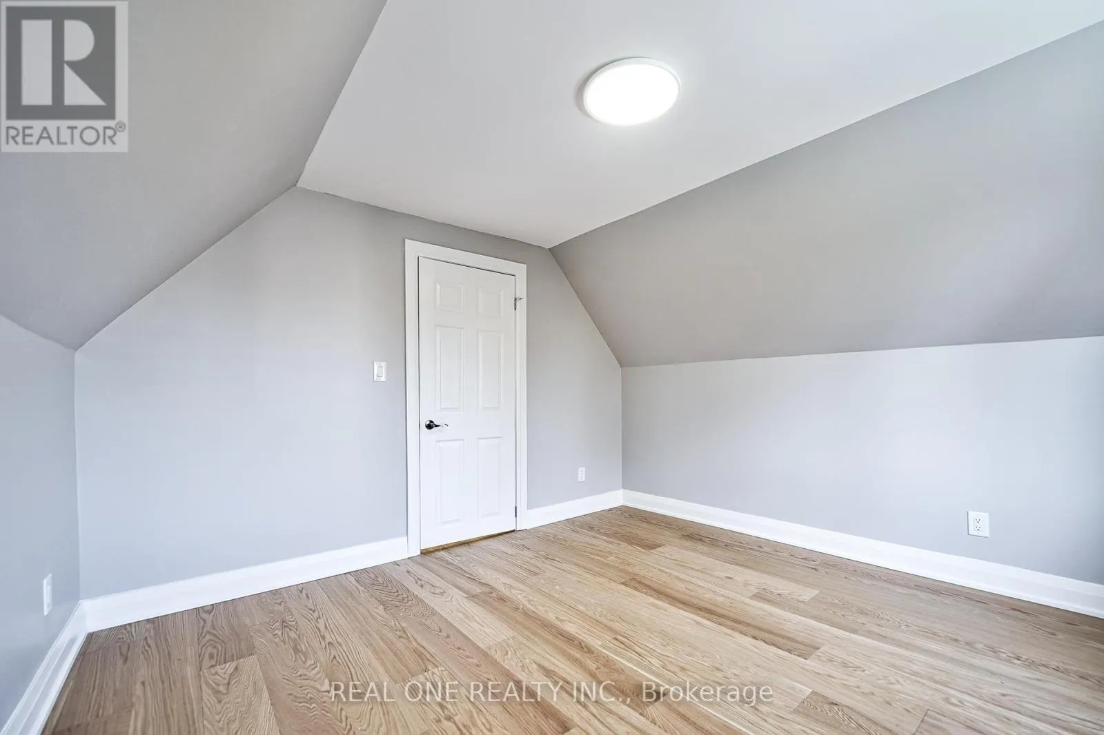 157 GLENHOLME AVENUE