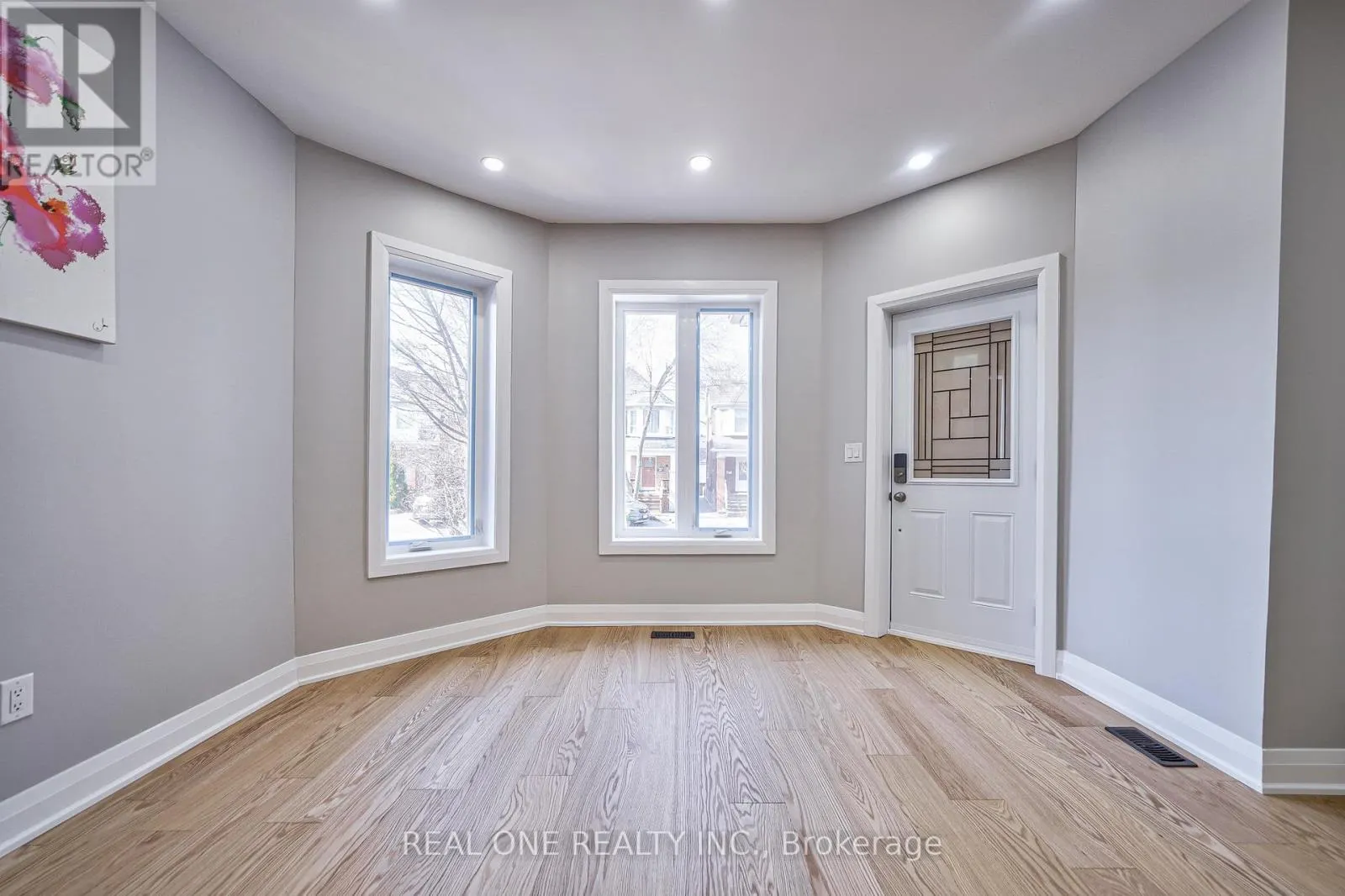 157 GLENHOLME AVENUE