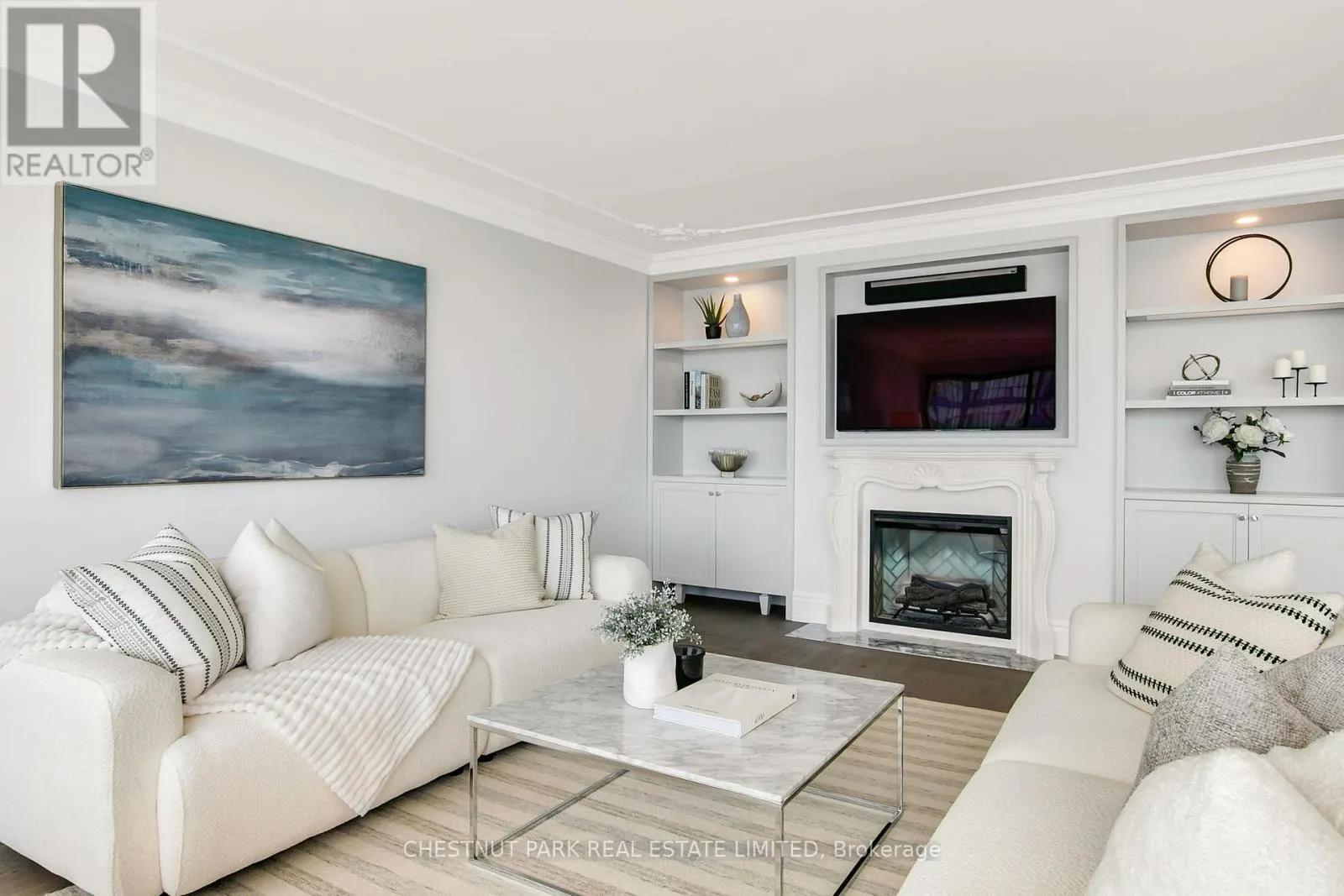 3011 - 55 HARBOUR SQUARE