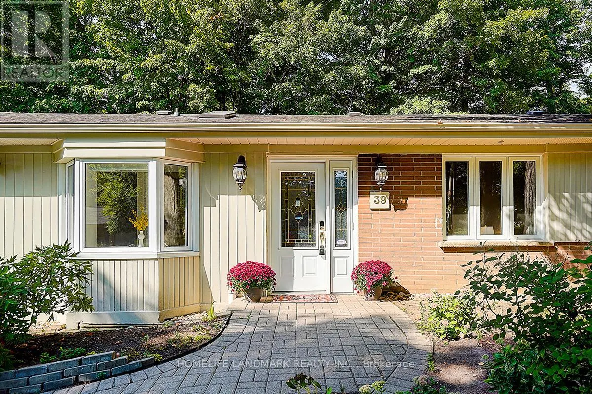 39 SAGEBRUSH LANE