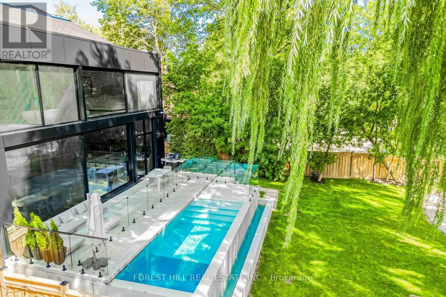 22 KHEDIVE AVENUE