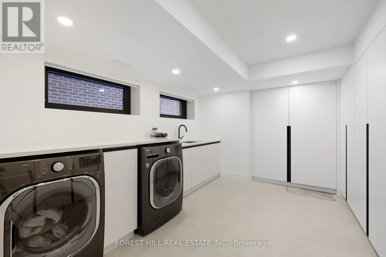 22 KHEDIVE AVENUE