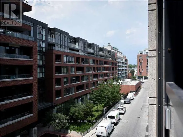 409 - 8 DOVERCOURT ROAD