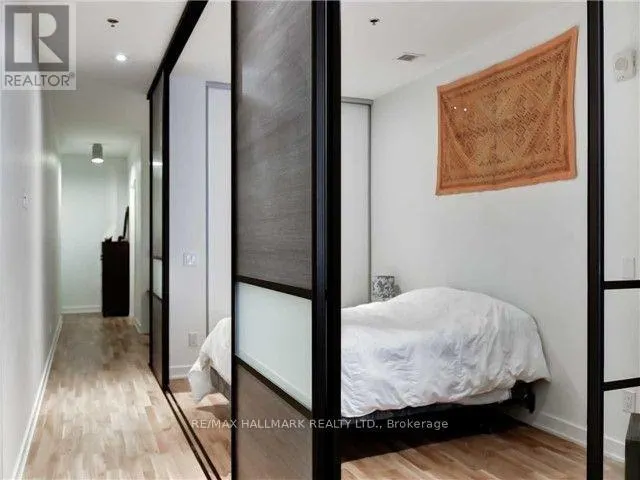 409 - 8 DOVERCOURT ROAD
