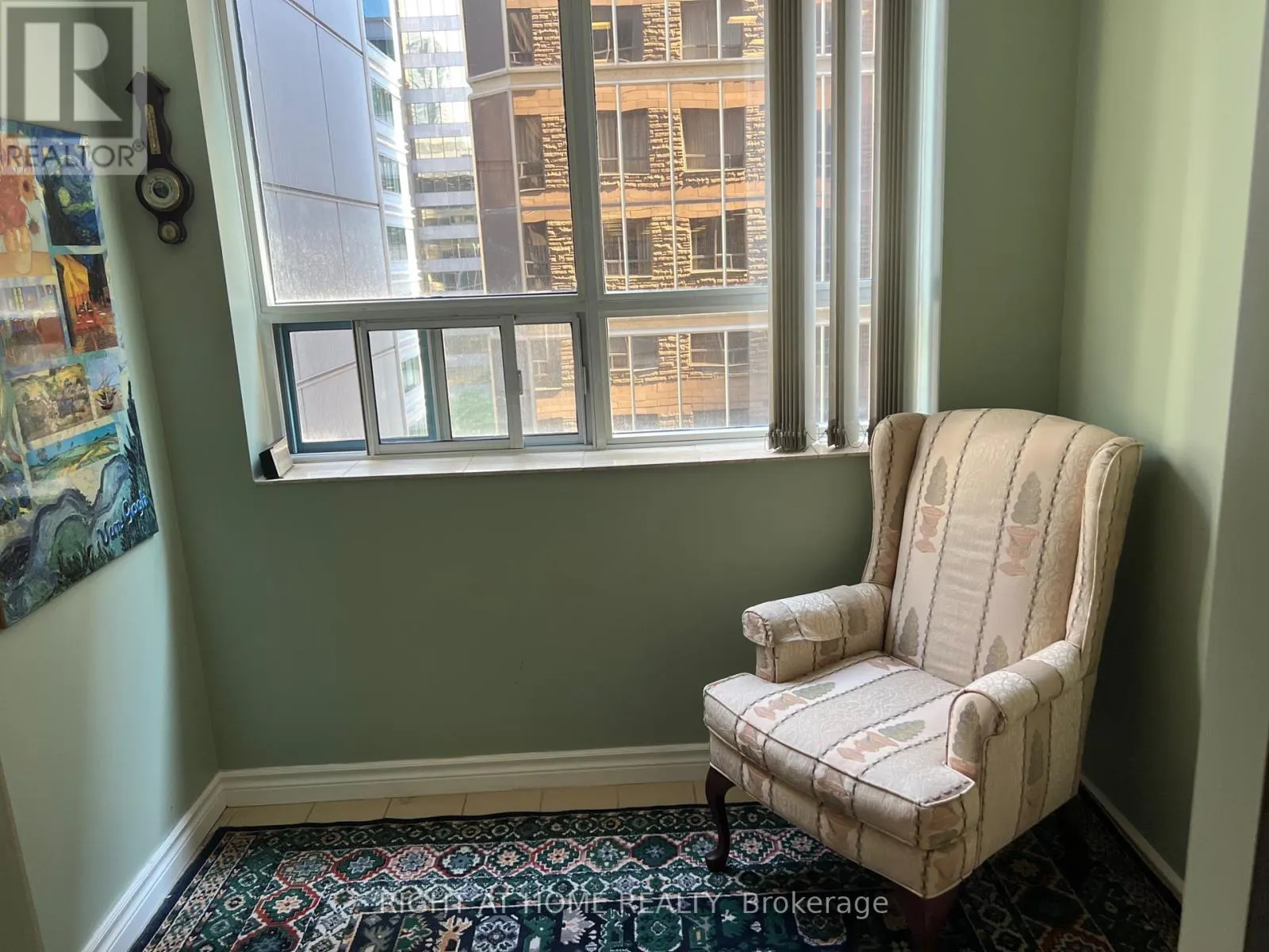 705 - 71 SIMCOE STREET