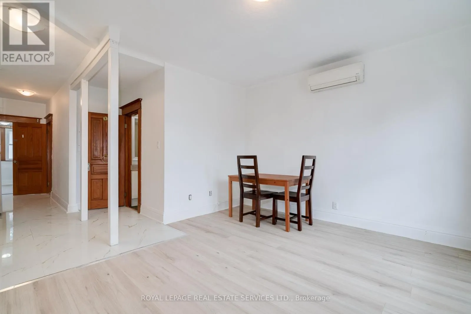 2 - 18 SHORNCLIFFE AVENUE