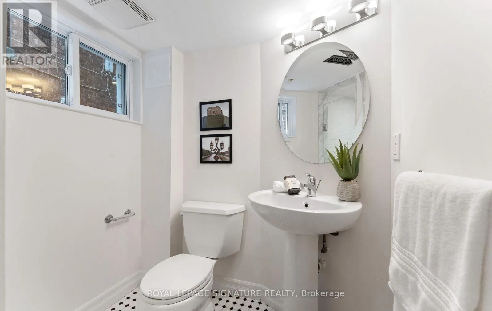 45 HILLSDALE AVENUE W