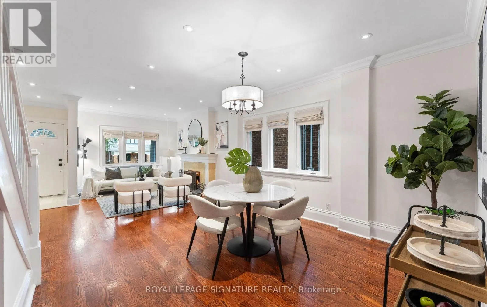 45 HILLSDALE AVENUE W