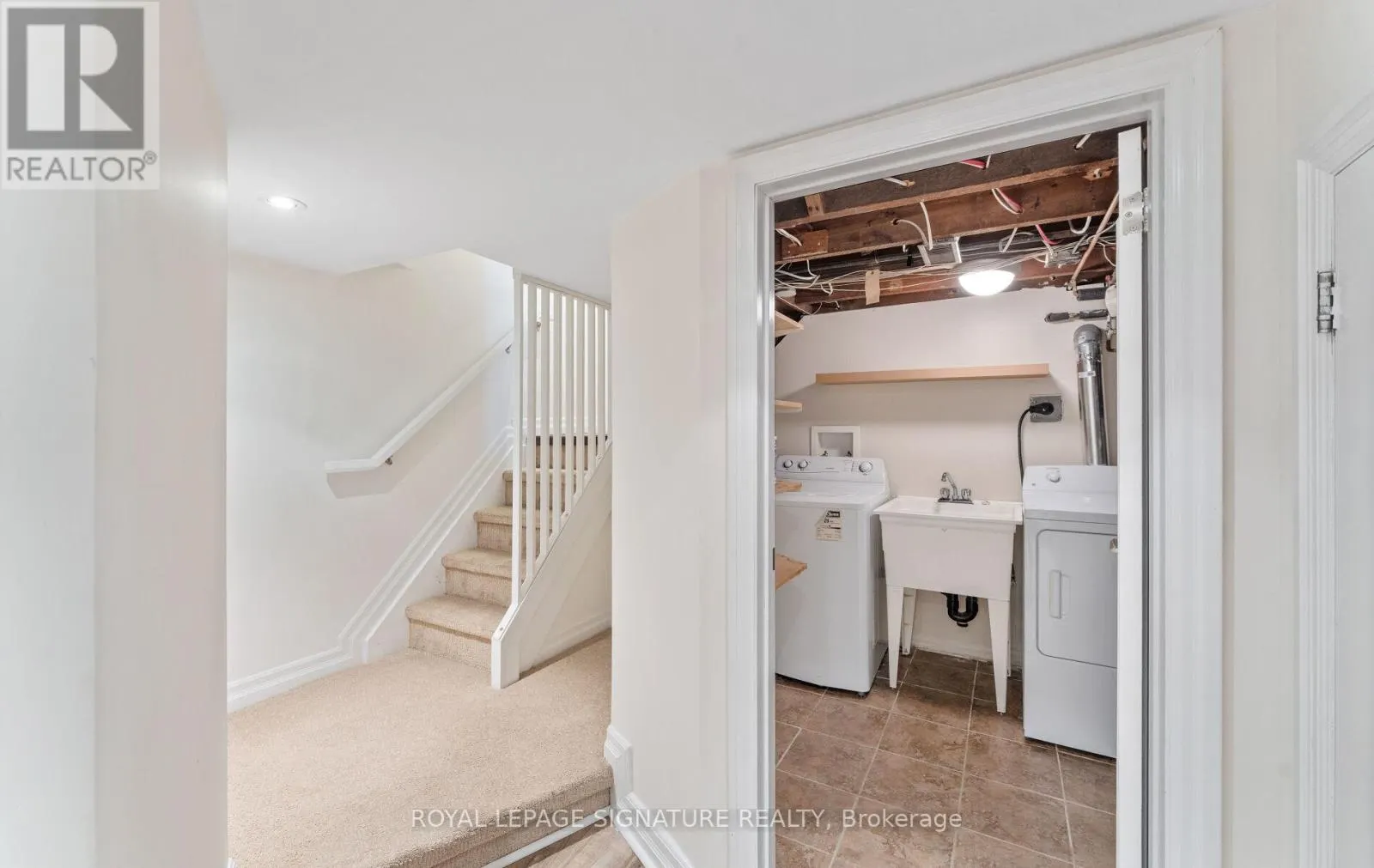 45 HILLSDALE AVENUE W