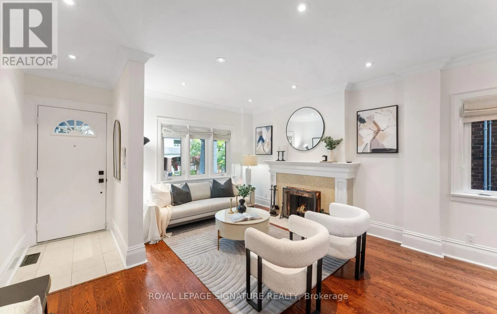 45 HILLSDALE AVENUE W