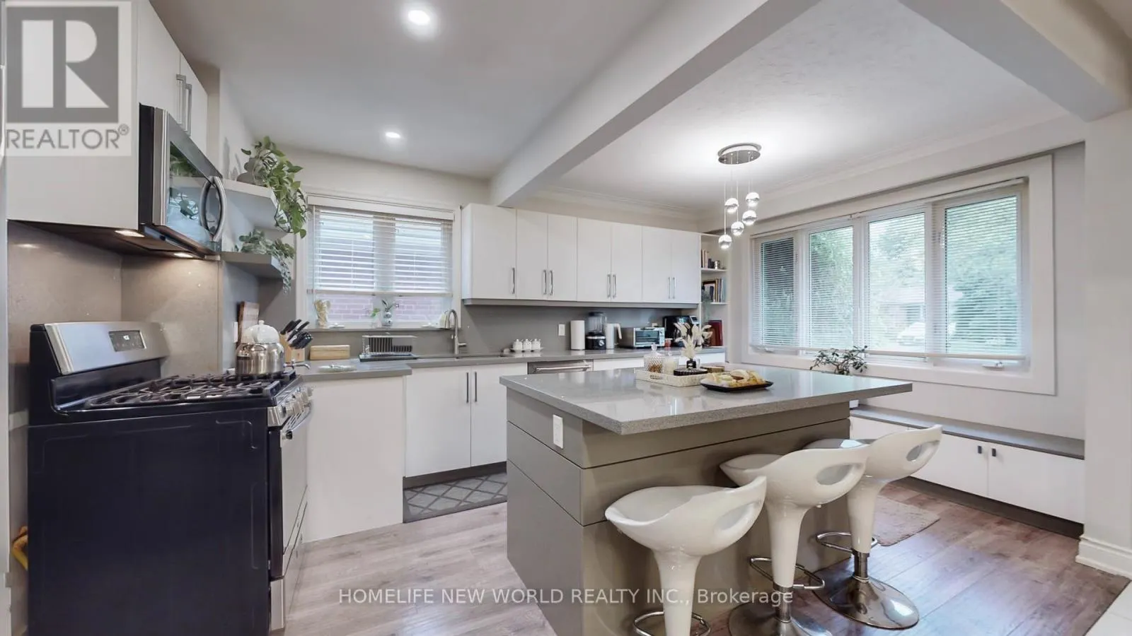 11 ELYNHILL DRIVE