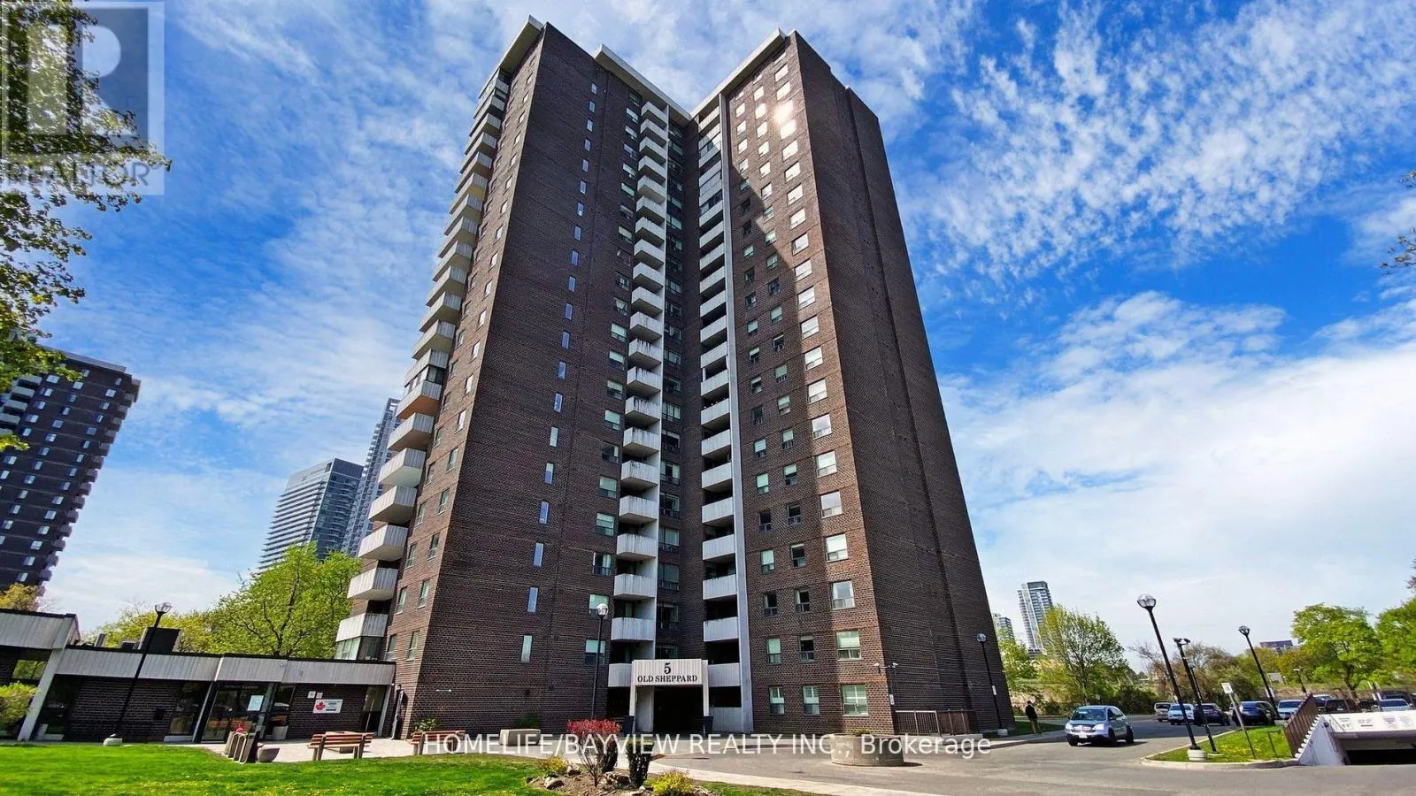 301 - 5 OLD SHEPPARD AVENUE