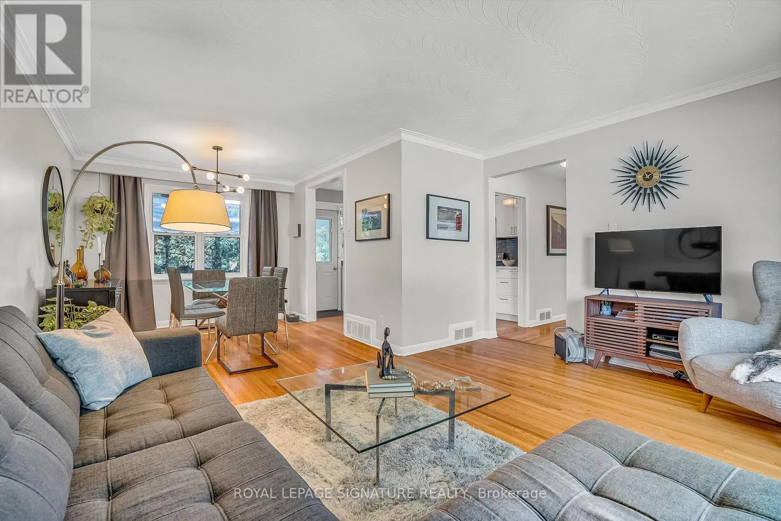 19 CARONPORT CRESCENT