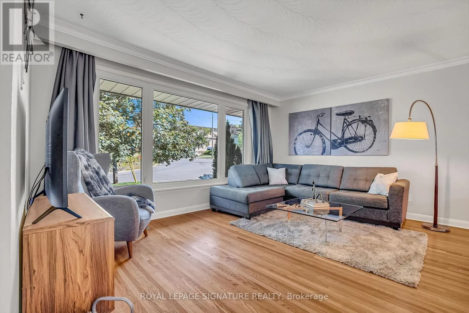 19 CARONPORT CRESCENT