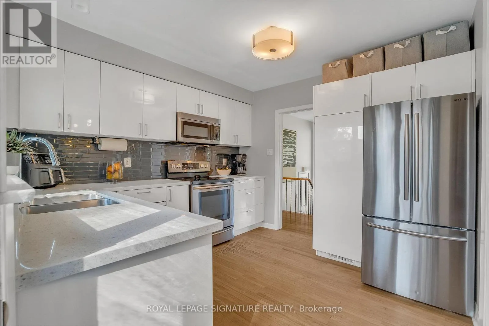 19 CARONPORT CRESCENT