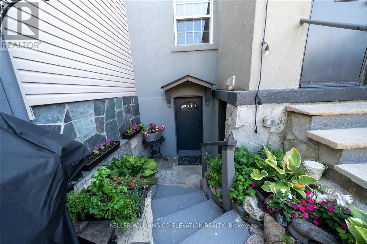 638 WINONA DRIVE