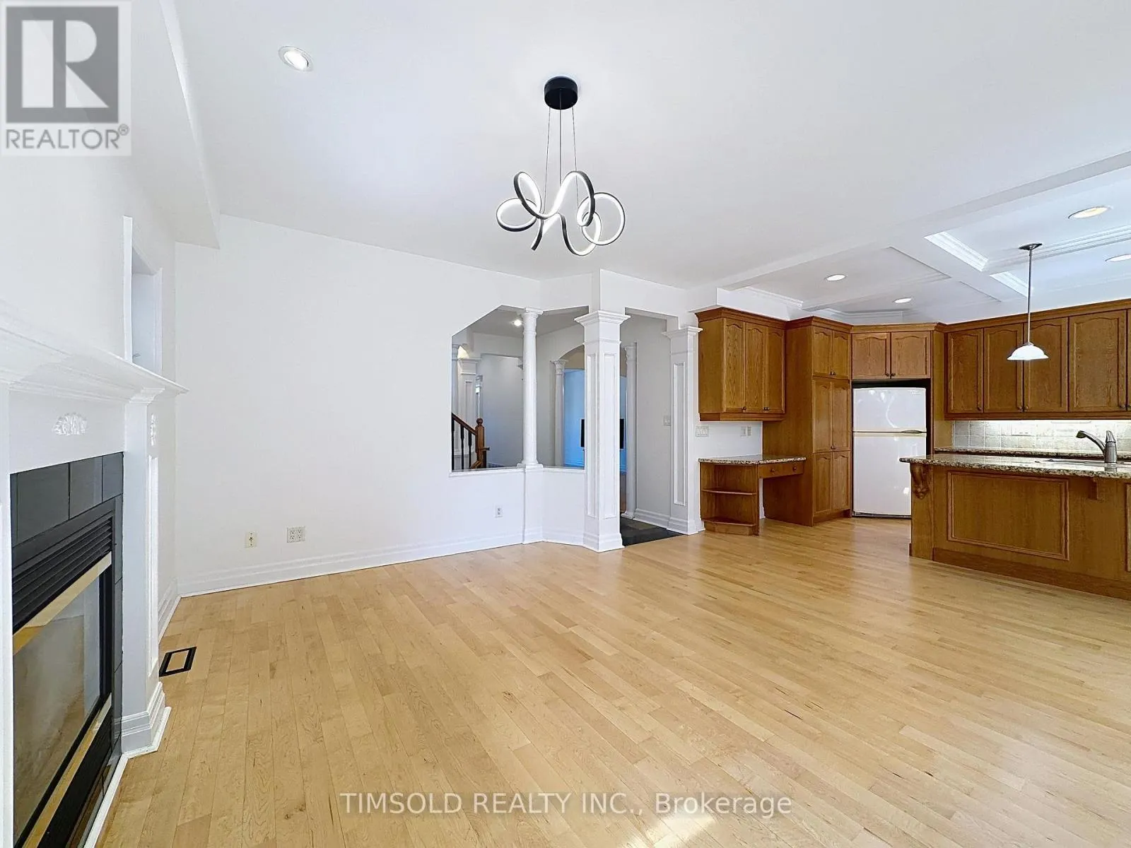 507 BROADWAY AVENUE
