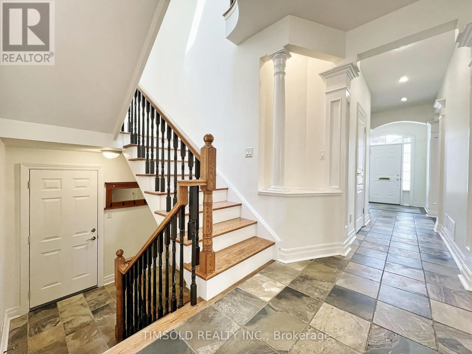 507 BROADWAY AVENUE