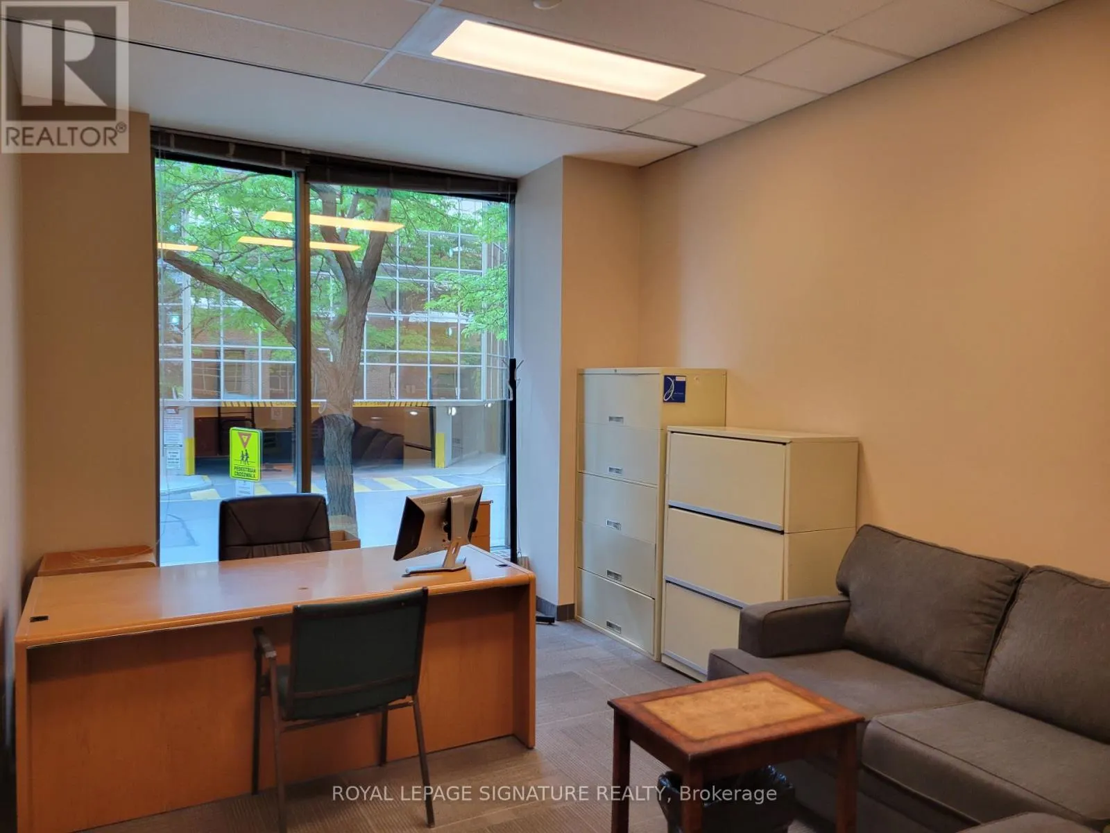 100 - 2005 SHEPPARD AVENUE E