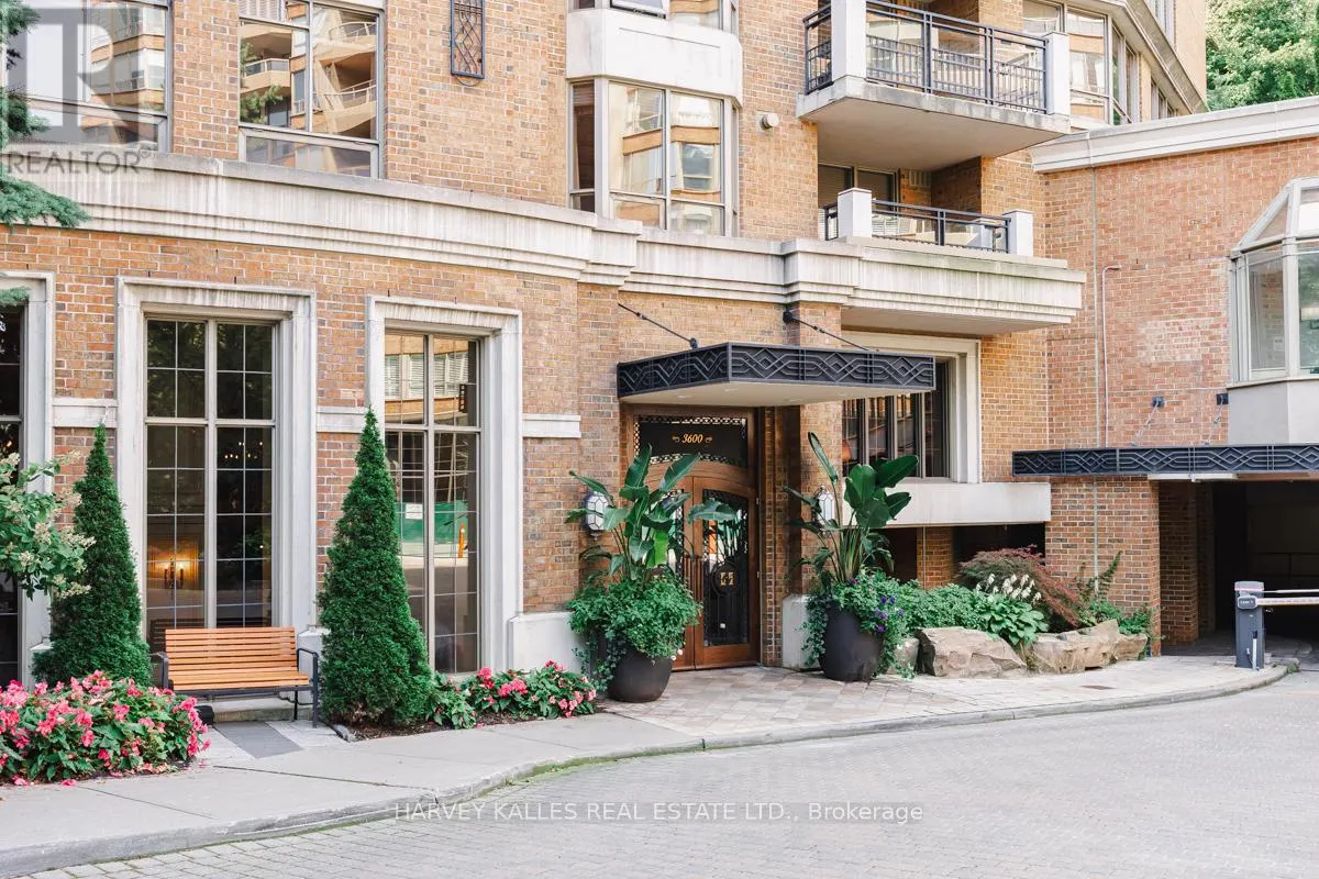 727 - 3600 YONGE STREET