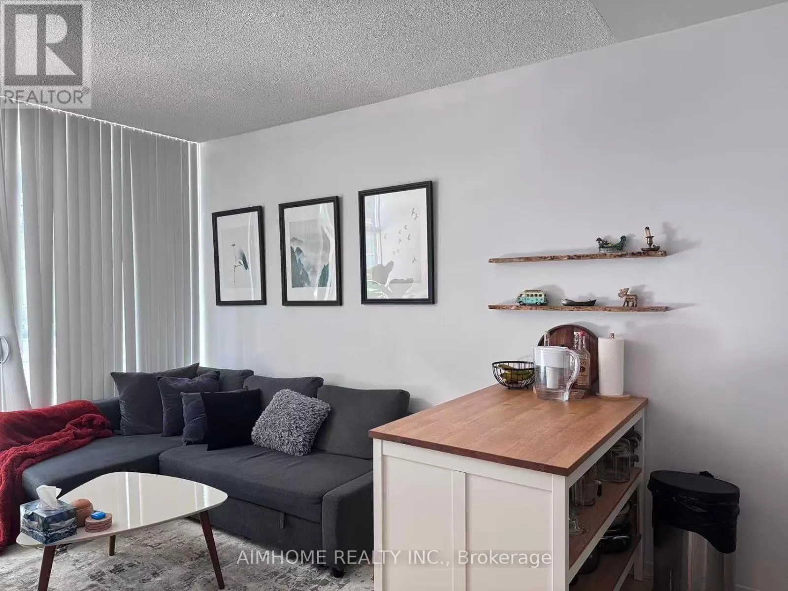809E - 36 LISGAR STREET