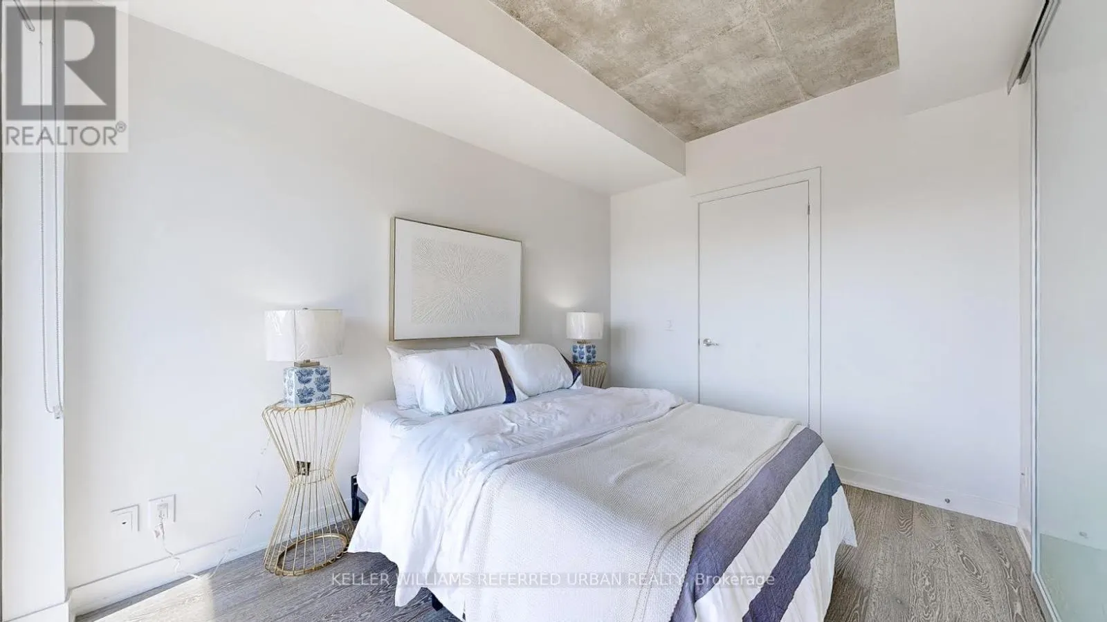 1206 - 608 RICHMOND STREET W