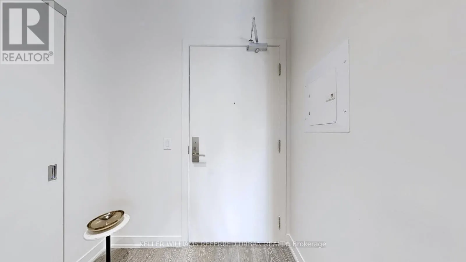 1206 - 608 RICHMOND STREET W