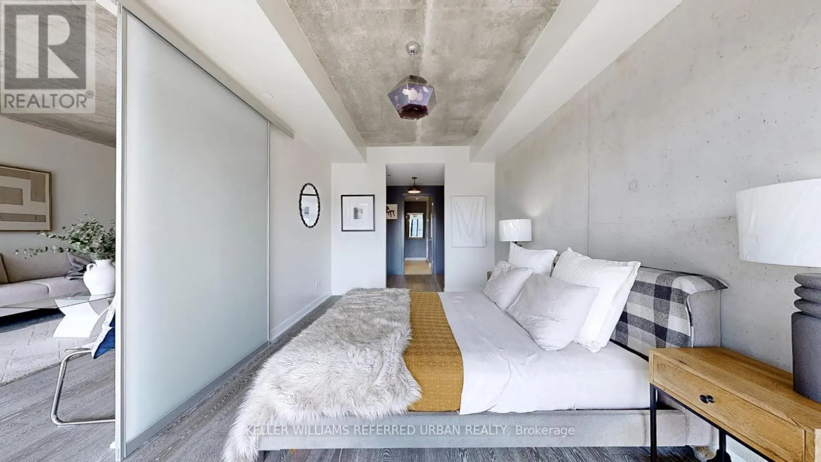 1206 - 608 RICHMOND STREET W