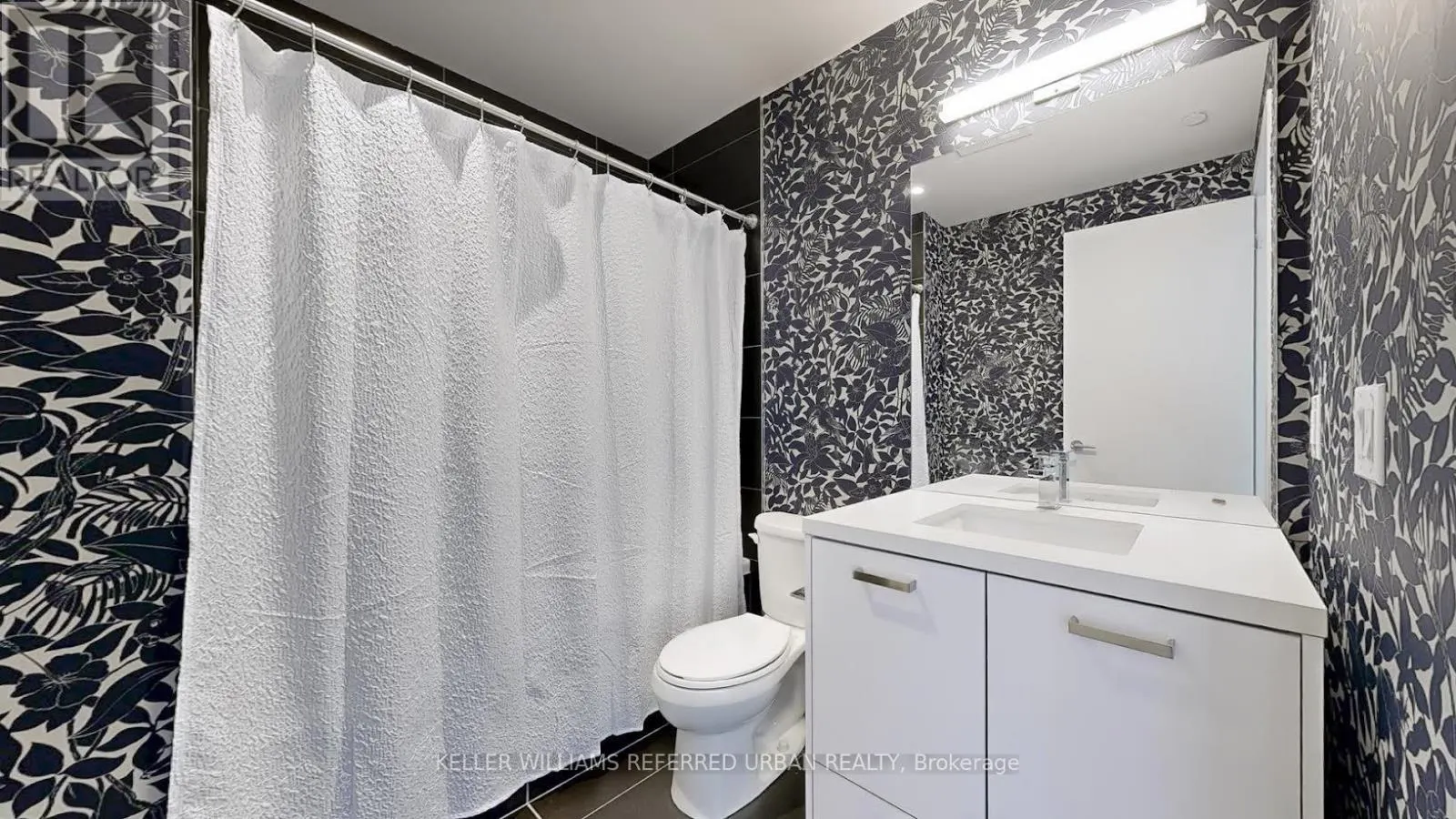 1206 - 608 RICHMOND STREET W