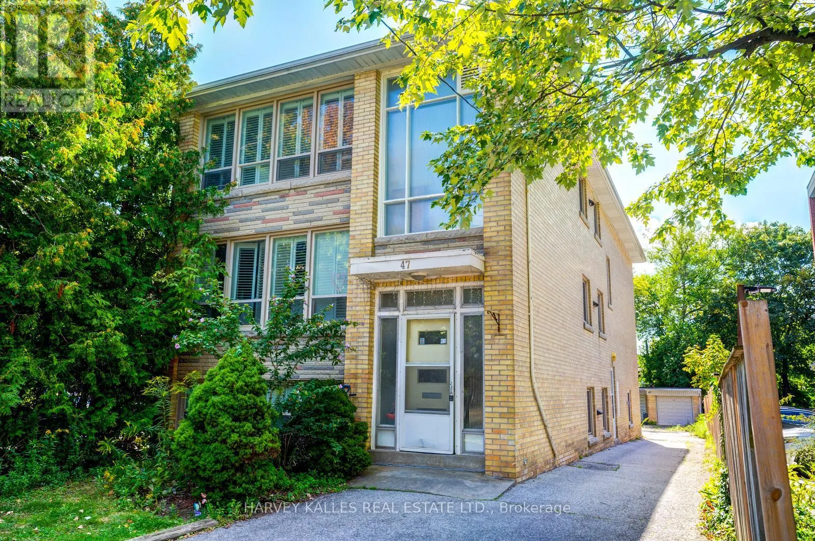 47 RANLEIGH AVENUE