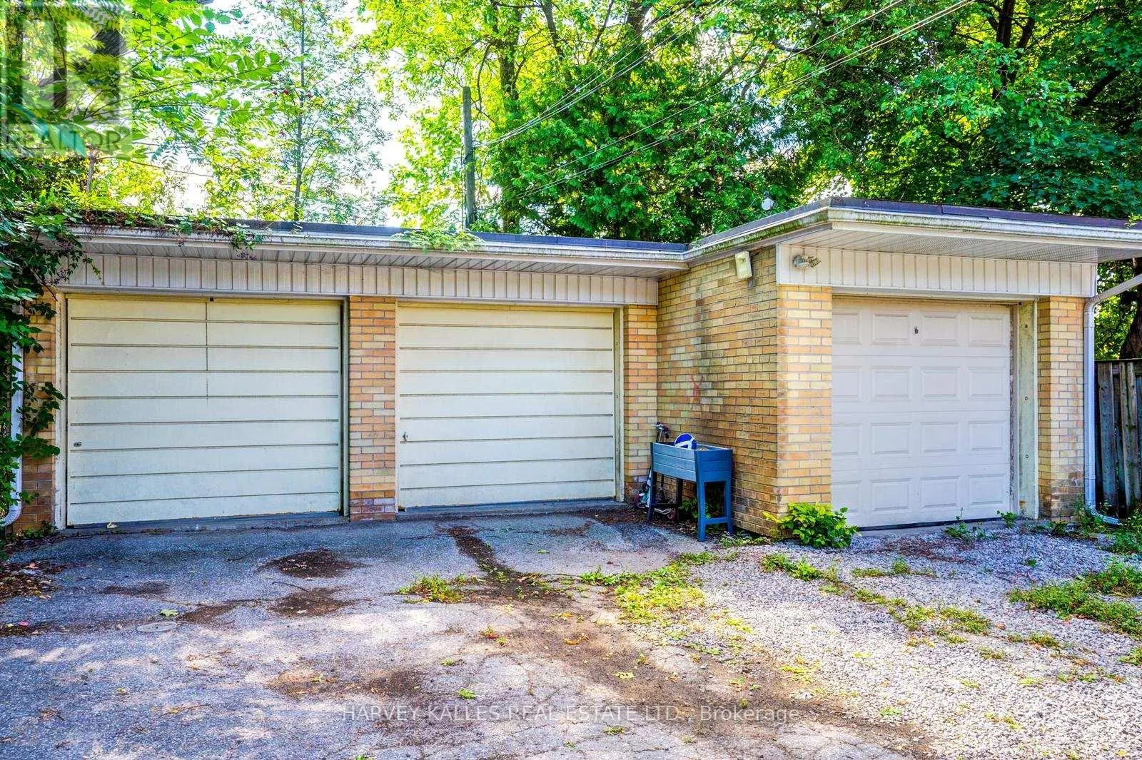 47 RANLEIGH AVENUE