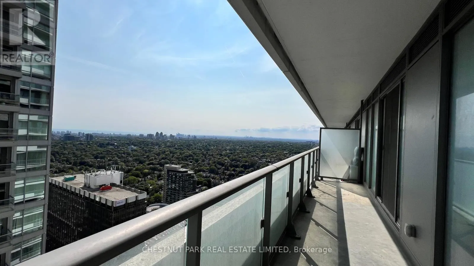 3206 - 2221 YONGE STREET