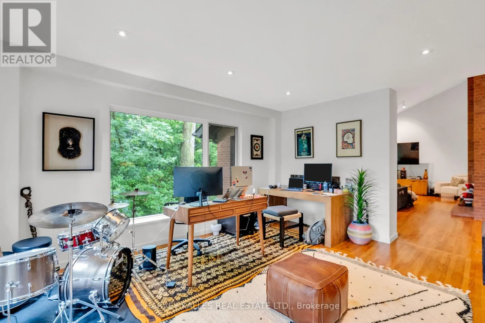 138 ROSEWELL AVENUE